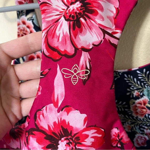 Johnny Was Reversible Sports Bra in Misty Falls - Picture 6 of 7